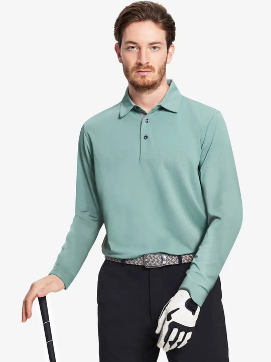 Model wearing the beryl green long sleeve pique polo, holding a golf club, showcasing its sleek design.

中文:
