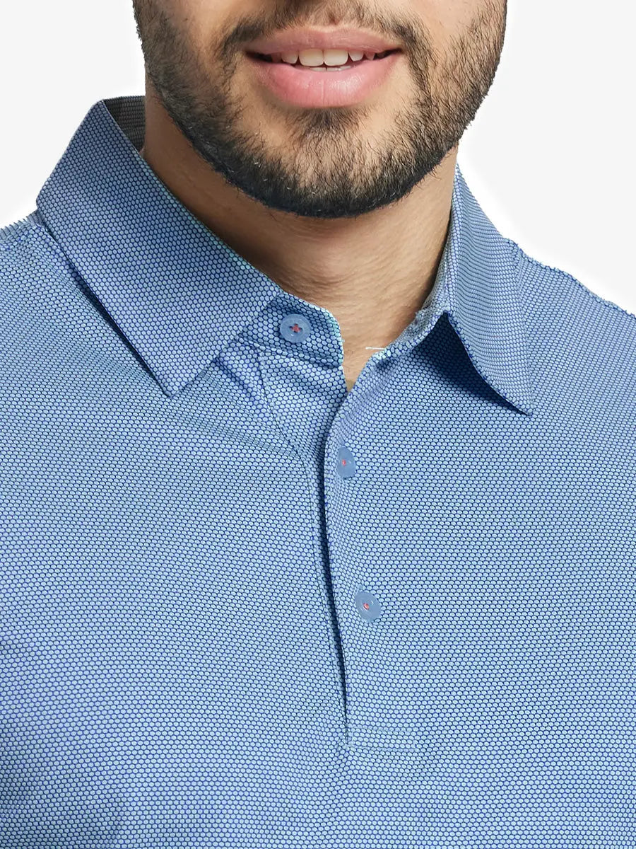 Close-up front view from nose to chest wearing AQUA Performance Ananas Jacquard Polo