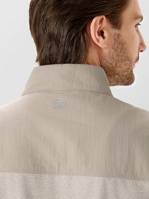 Lightweight Outerwear Jacket With Zipper Pockets